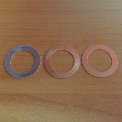 .12 Head shims